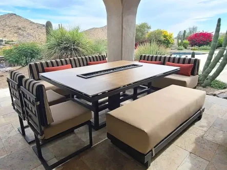 fire pit dining table booths